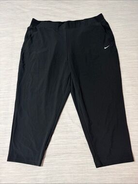 Nike Bliss Victory Training Pants Womens 2X Black Mid Rise 7/8 Cropped Lounge